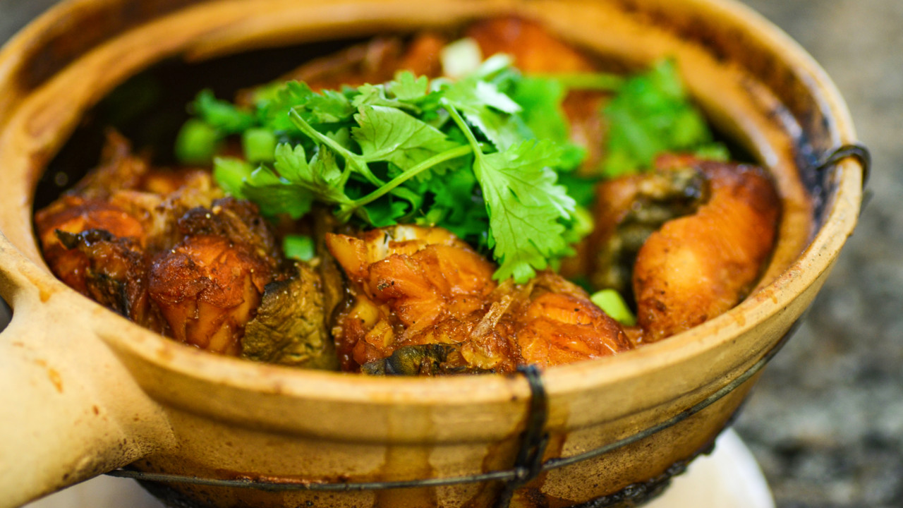 What Is A Vietnamese Clay Pot