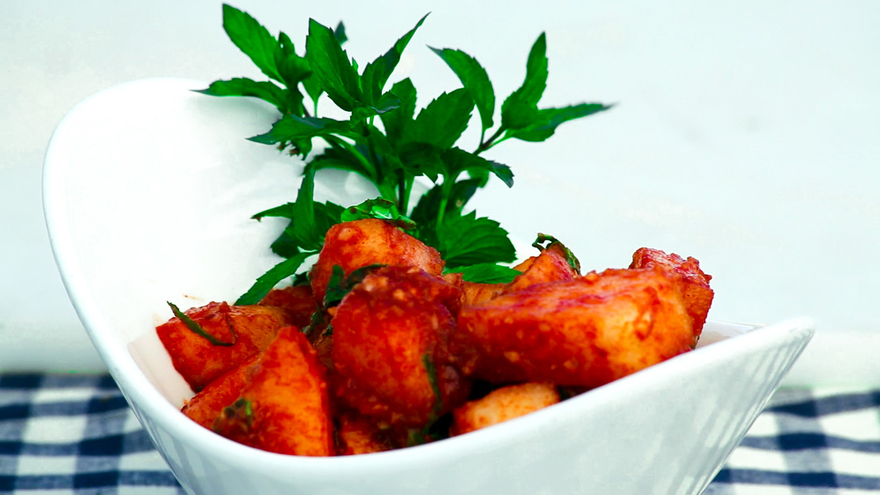 Asian Pear Kimchi, a Sweet & Juicy Appetizer Cooking Videos Grokker