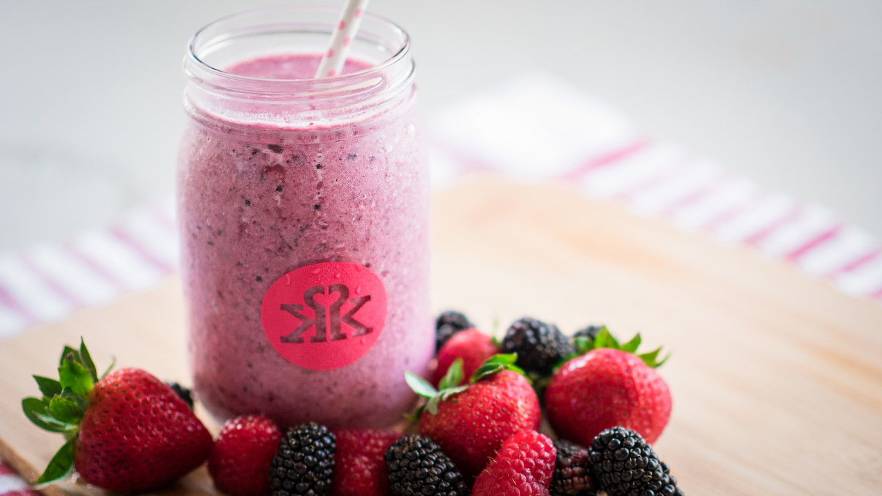 Berry Blast Post-Workout Protein Smoothie - Cooking Videos | Grokker