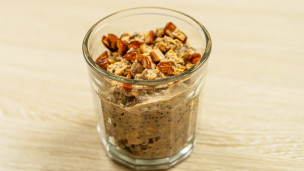 Thumbnail image for Protein Chai Overnight Oats